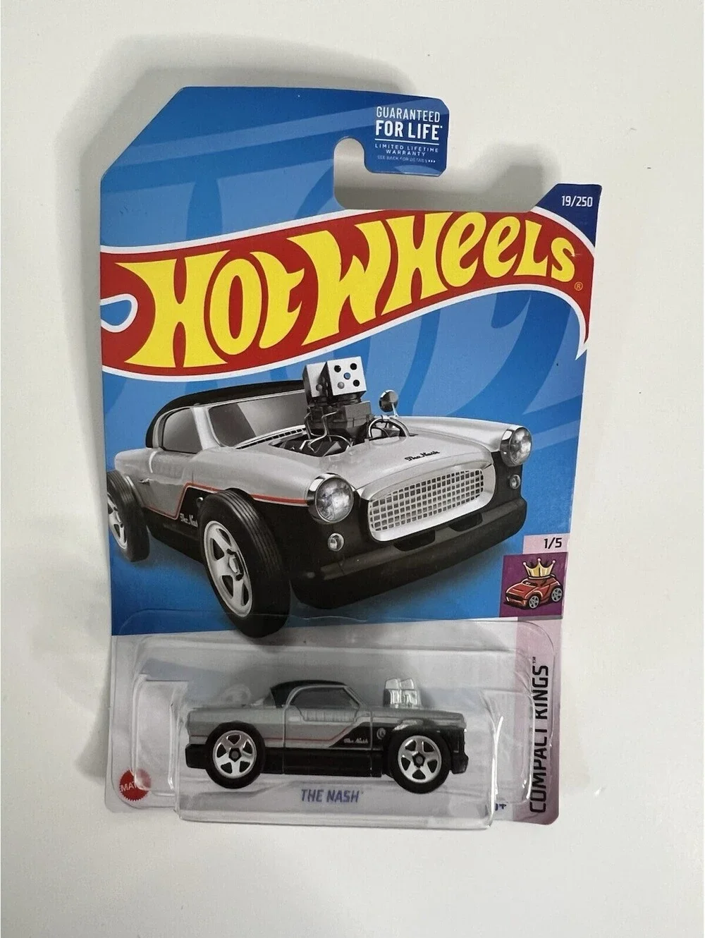 Hot Wheels The Nash Silver #19 19/250 2022 Compact Kings 1/5
